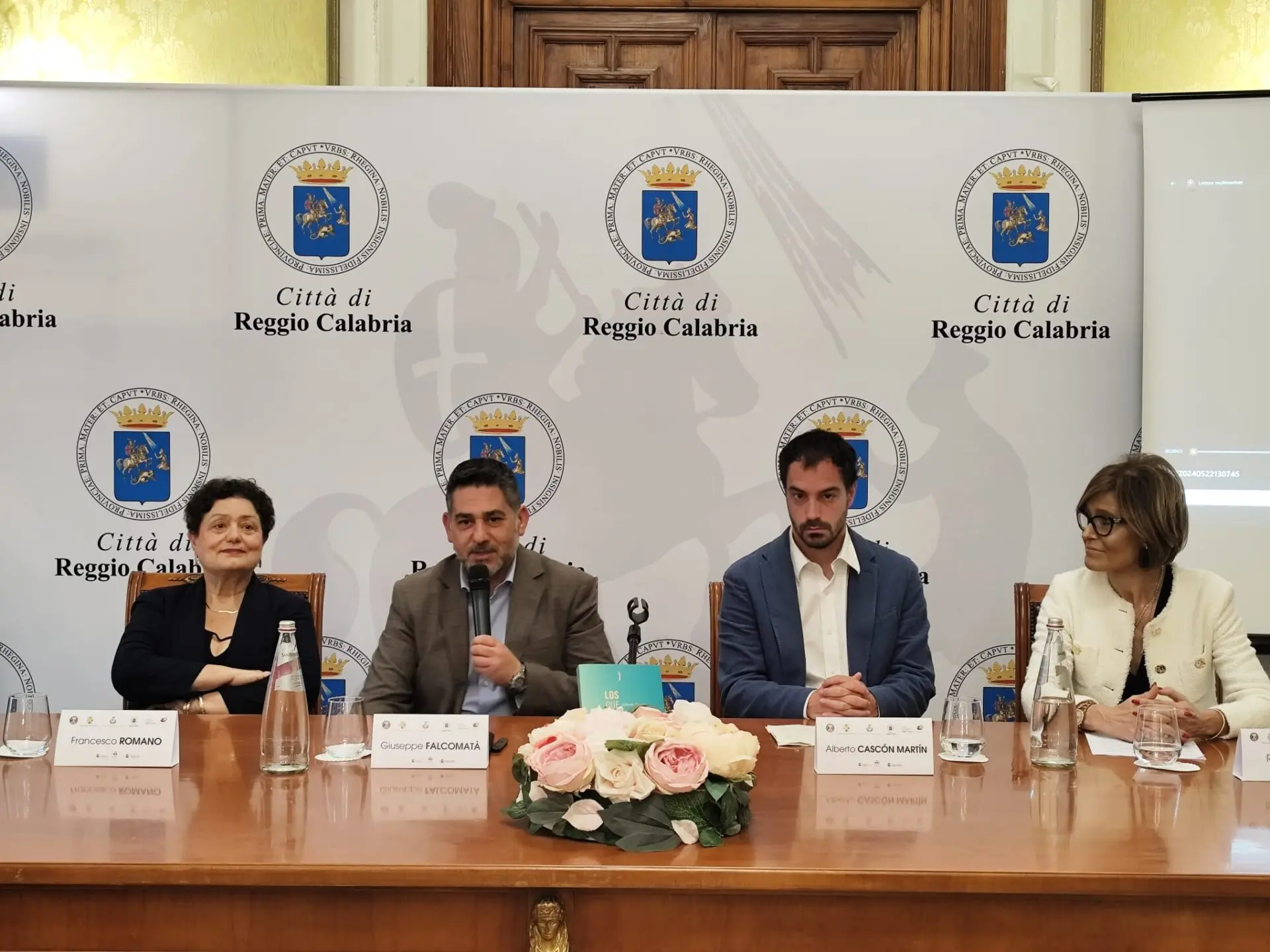 “Los que vienen”, un libro racconta la Calabria con gli occhi di uno spagnolo