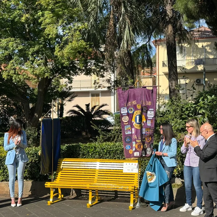 Palmi, in piazza Municipio inaugurata l'Endopank
