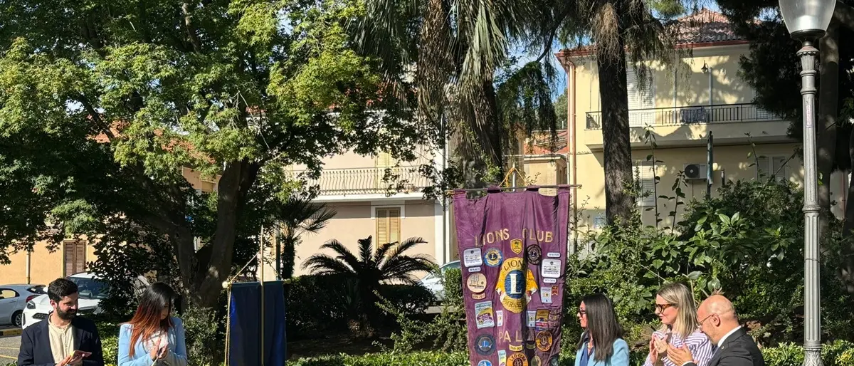 Palmi, in piazza Municipio inaugurata l'Endopank