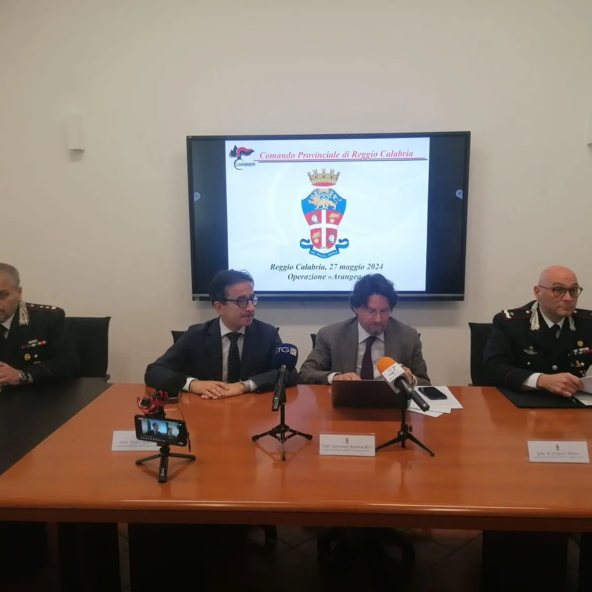 Operazione “Arangea”, il dominio di Mico Palumbo e gli imprenditori sugli “attenti”