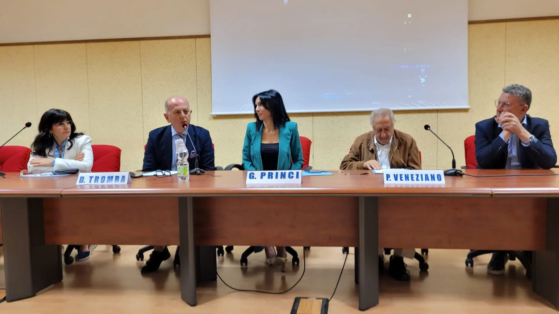 Reggio, al liceo \"da Vinci\" una nuova disciplina dal titolo “Biologia con curvatura biomedica”