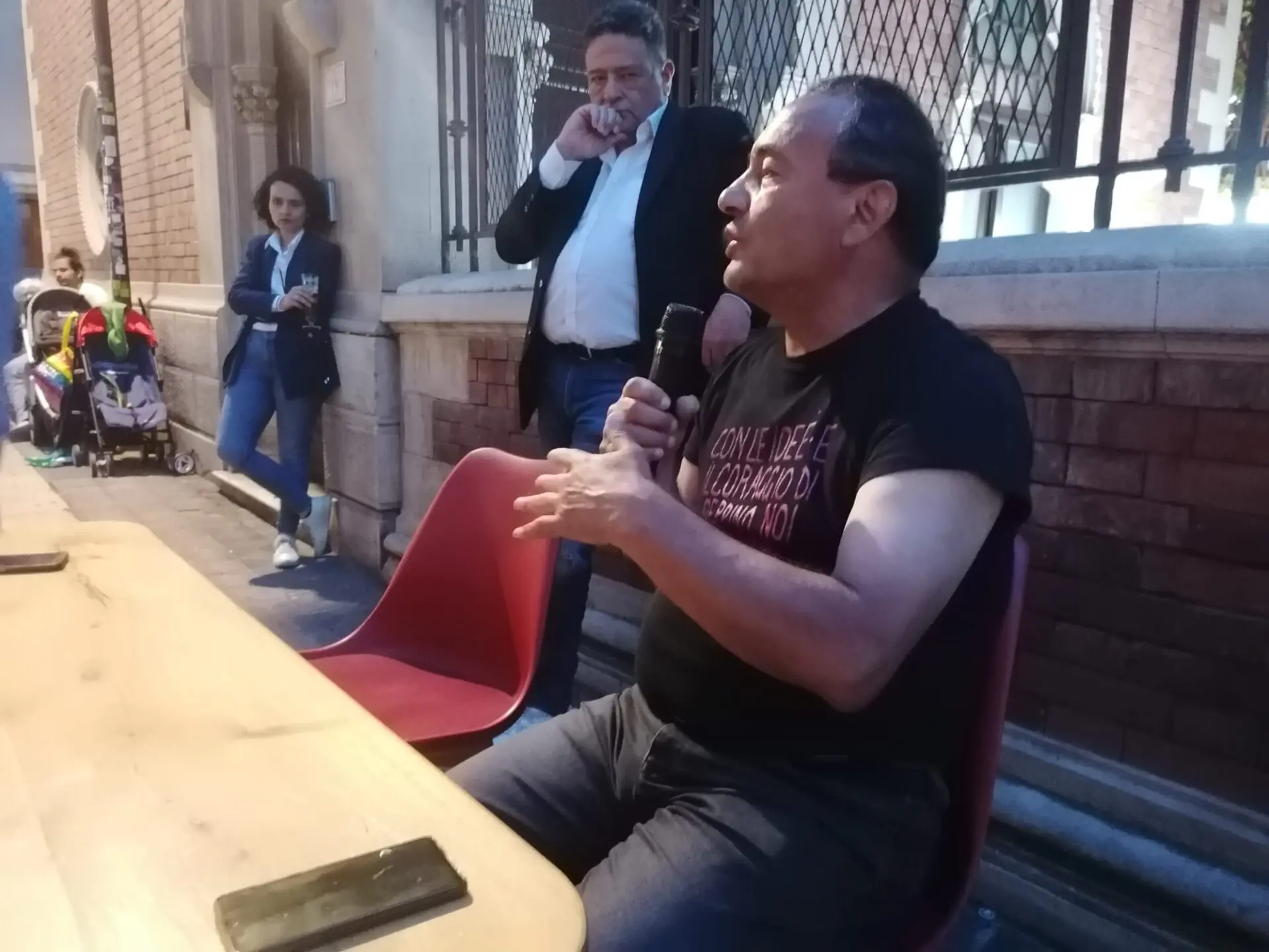 Europee e comunali, Lucano punta Riace guardando Strasburgo: «Non farò drammi se non sarò eletto, ma tutto può succedere»