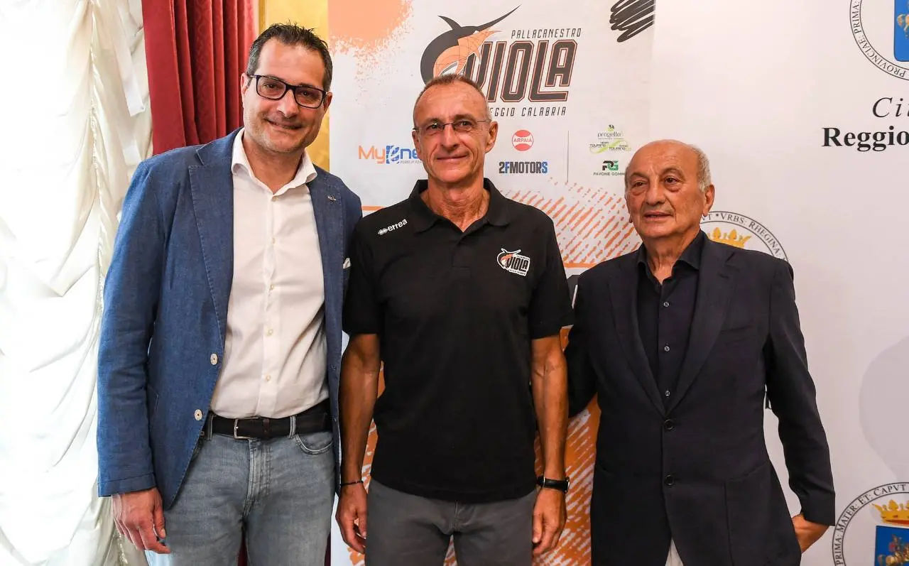 Myenergy Reggio Calabria, Giulio Cadeo presentato come nuovo coach dei viola