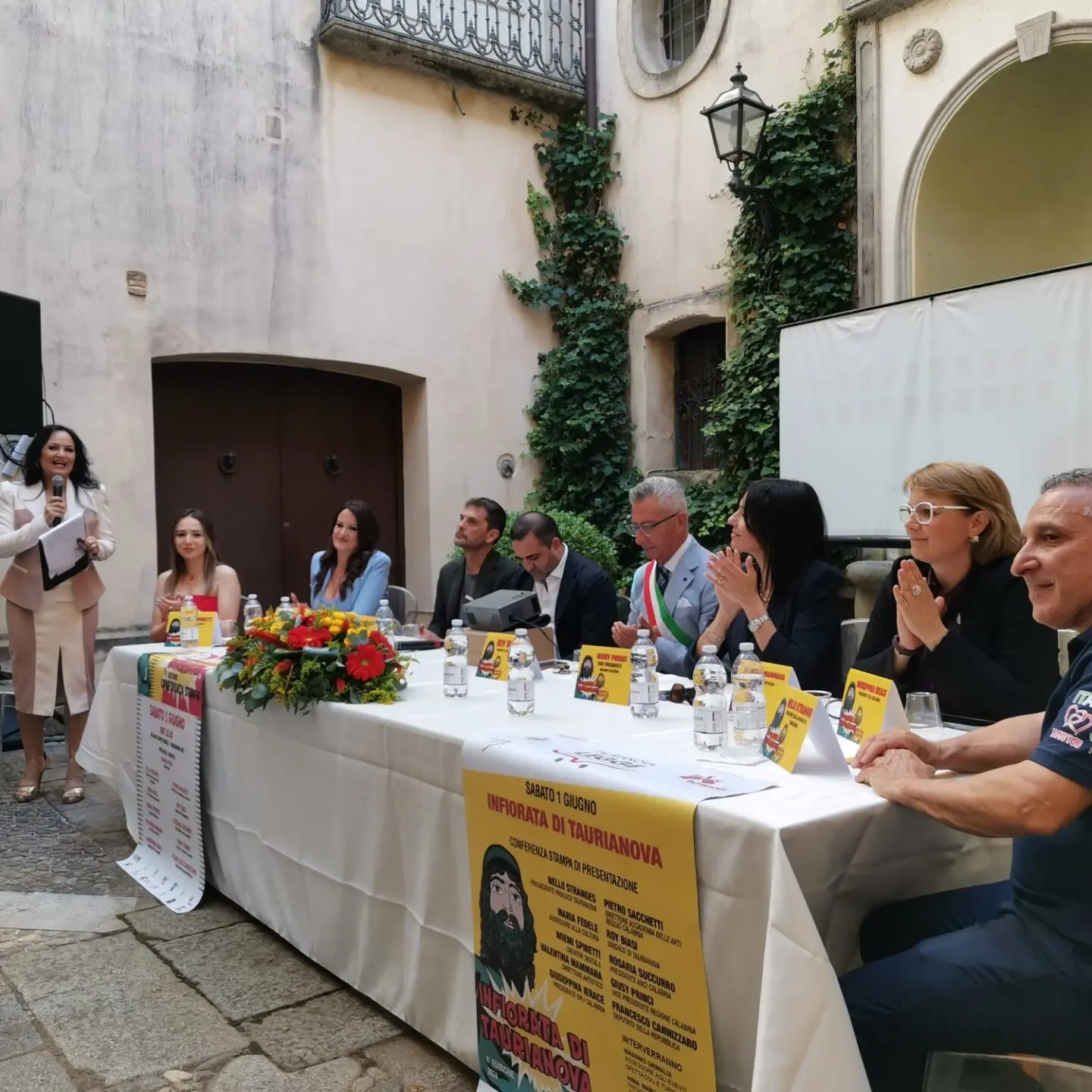 Taurianova, presentata l'infiorata 2024