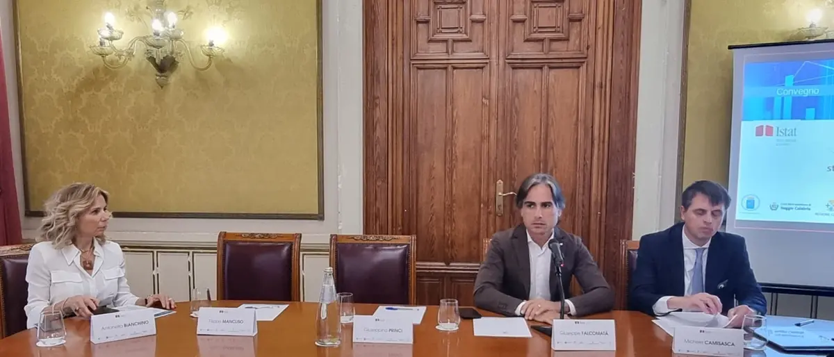Reggio, a palazzo San Giorgio il convegno su “Turismo, iperturismo e territori: statistiche per il decisore pubblico”