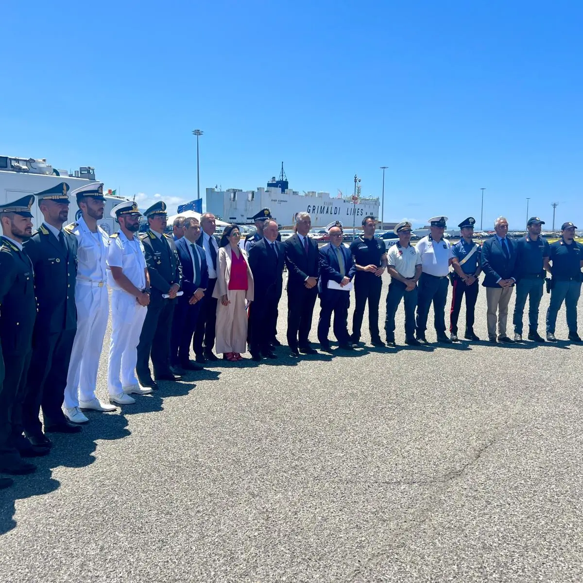 \"Food for Gaza\", consegnato lo scanner mobile che partirà da Gioia Tauro