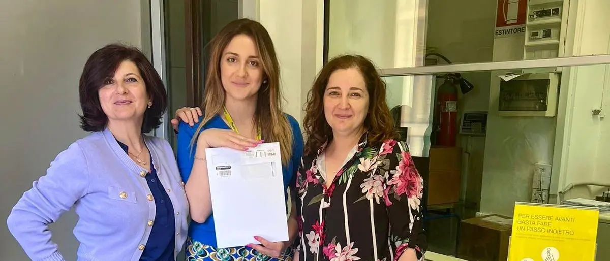 Casignana, l'ufficio postale rilascia i primi passaporti