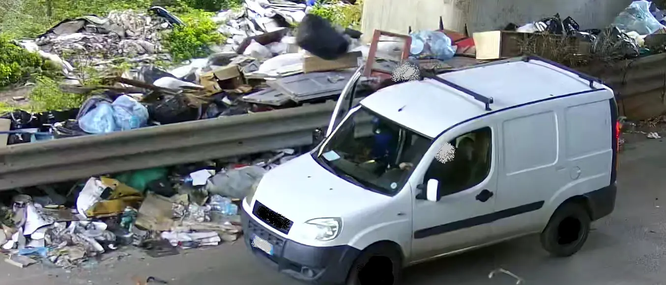 Palmi, conclusa operazione di Polizia Locale contro l'abbandono di rifiuti