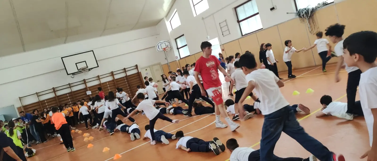 Reggio, al “Carducci-V.da Feltre” “Un salto nel passato… giochi senza frontiere”