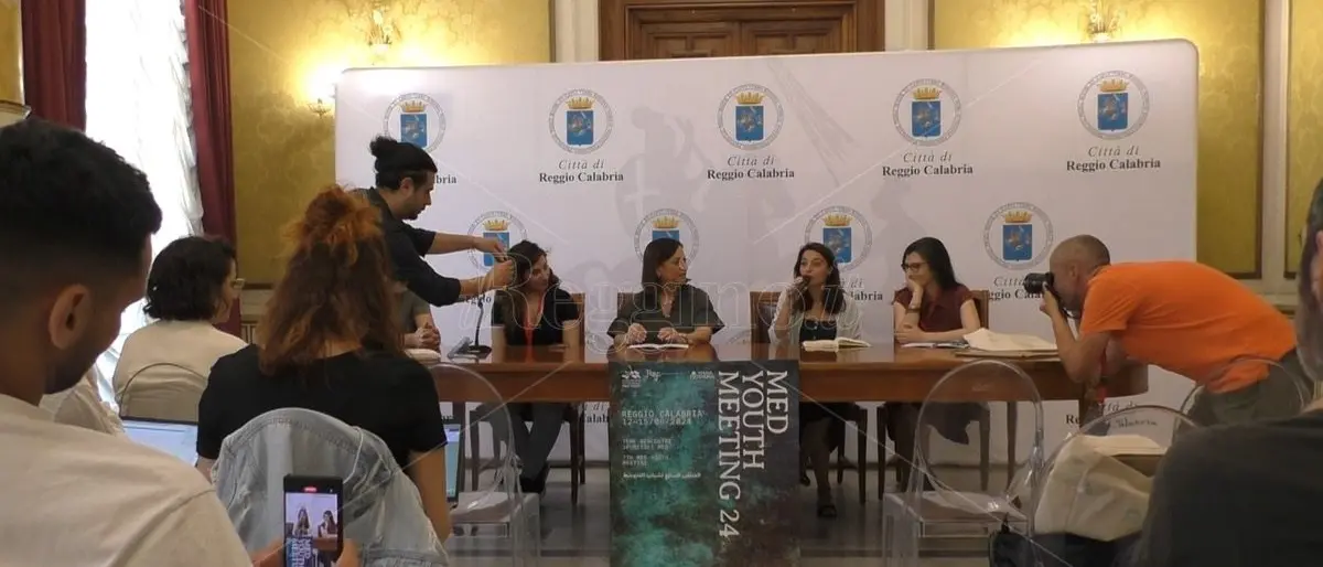 Reggio diventa un laboratorio di idee sul Mediterraneo con il Med Youth Meeting - VIDEO