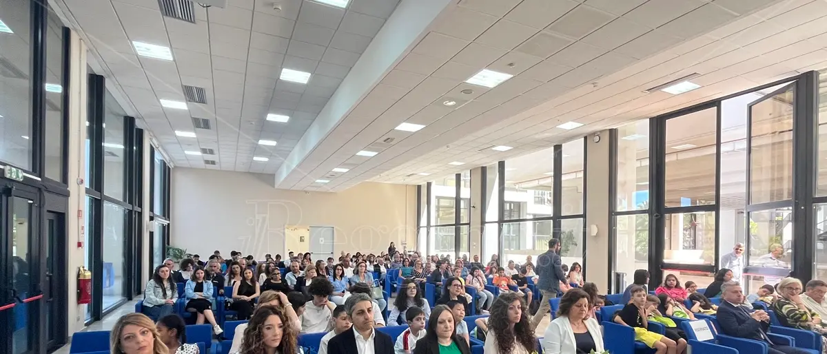 Reggio, scuole alla scoperta del territorio: il Consiglio regionale premia le scuole del progetto Ragazzi in Aula - VIDEO