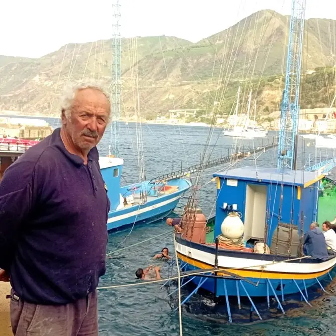 Scilla, la tradizione millenaria della caccia al pesce spada raccontata da uno degli ultimi pescatori