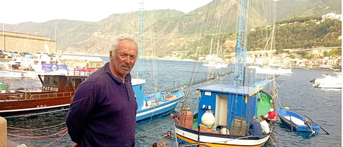 Scilla, la tradizione millenaria della caccia al pesce spada raccontata da uno degli ultimi pescatori
