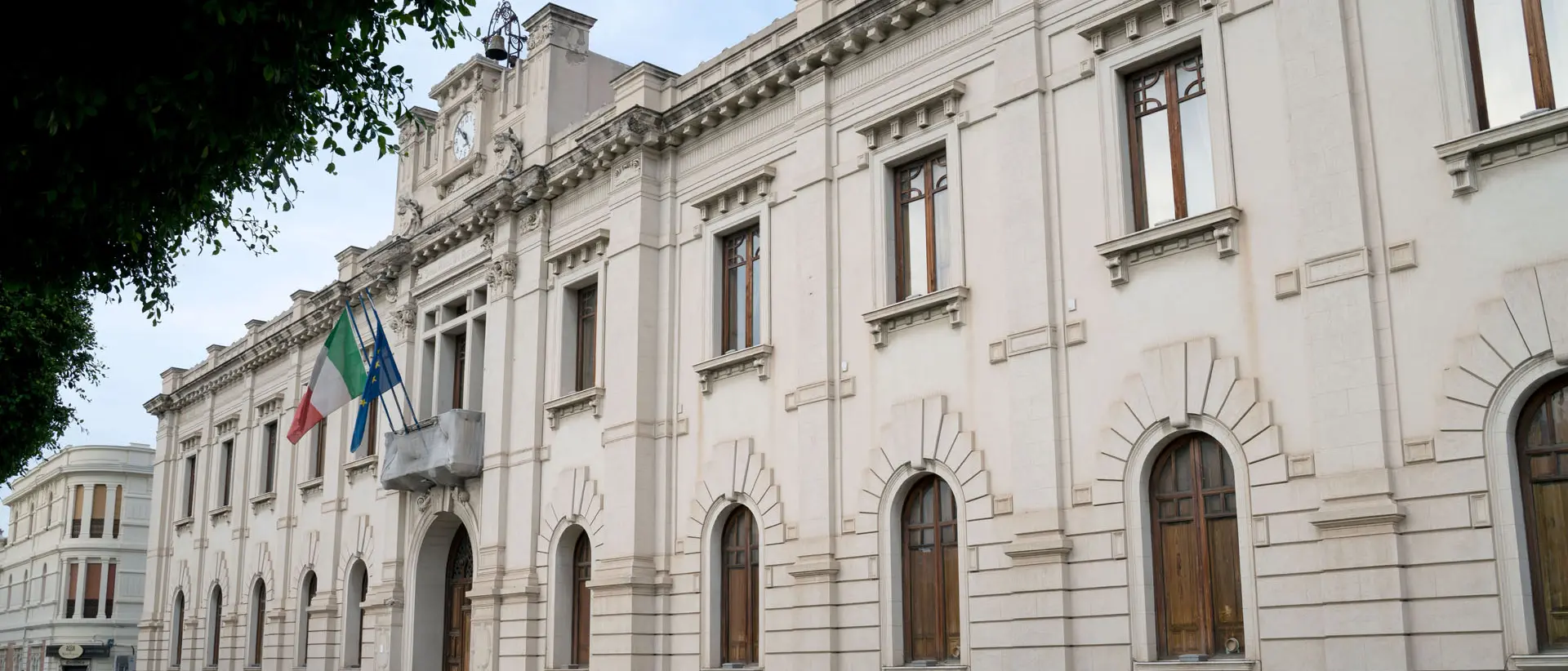 Operazione Helios, la politica fa finta di nulla. E Falcomatà parla di giustizia ad orologeria