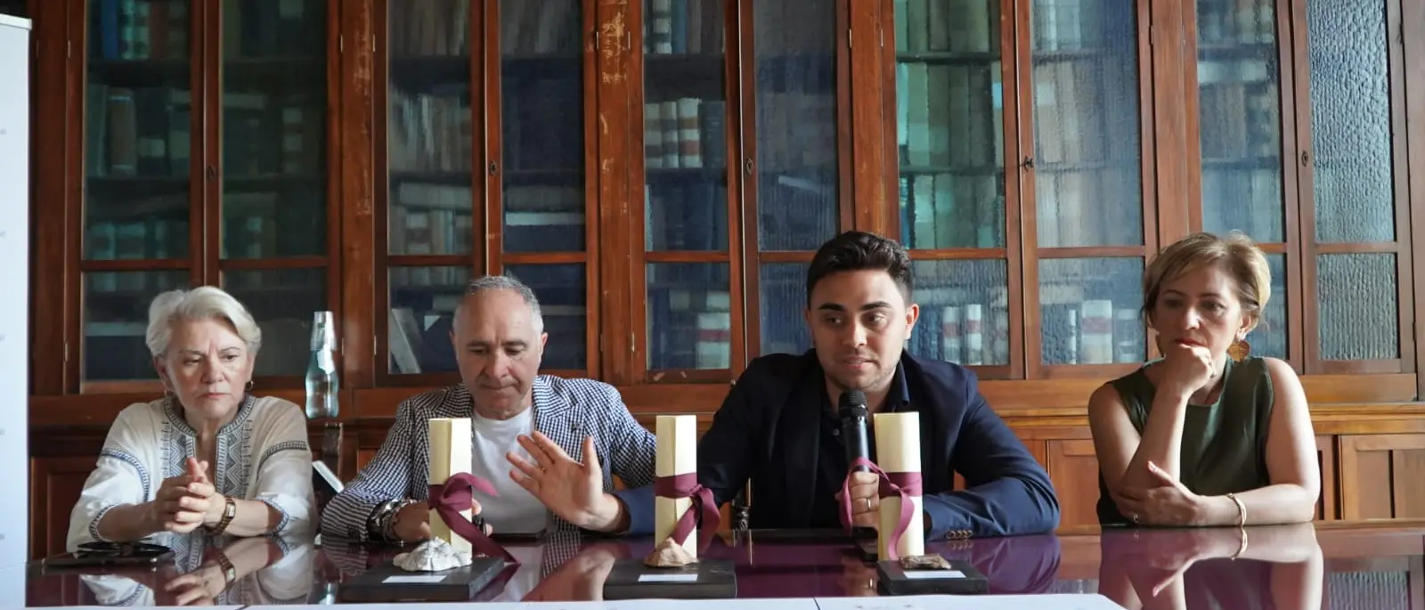 Nuovo logo e immagine coordinata per l'Area archeologica Griso Laboccetta della Città Metropolitana realizzato con l'Accademia di Belle Arti