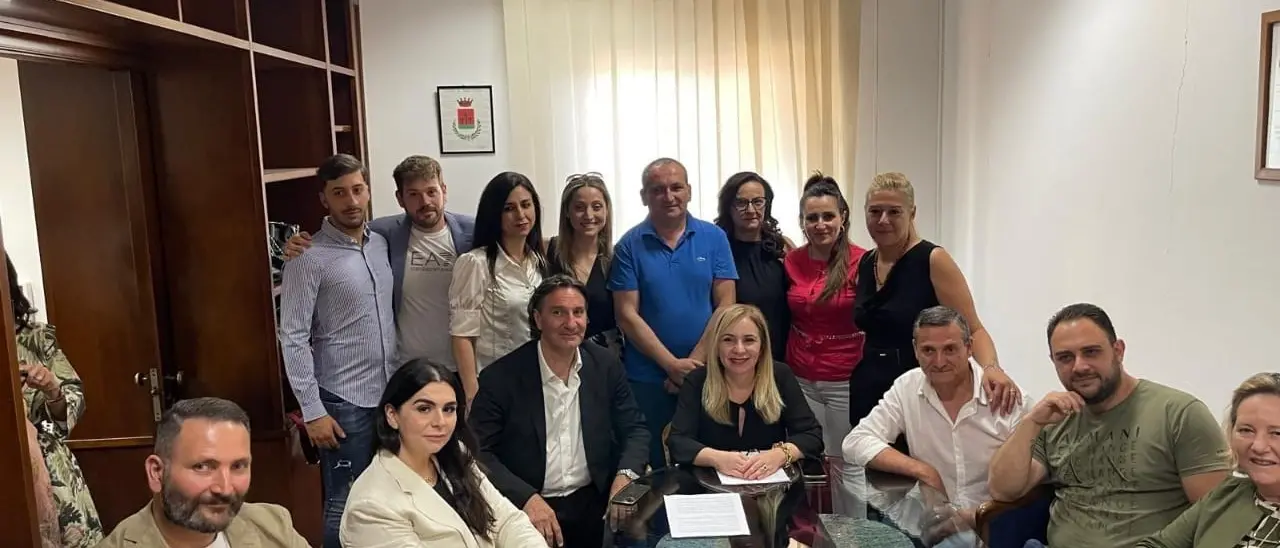 Gioia Tauro, il sindaco Scarcella nomina la giunta ed assegna le deleghe. Tutti i nomi