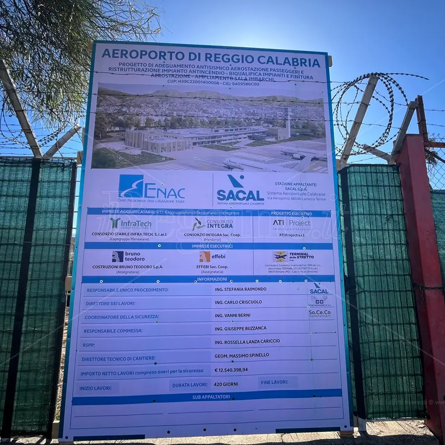 Aeroporto Reggio, cantiere nuova aerostazione in stallo: cosa succede?
