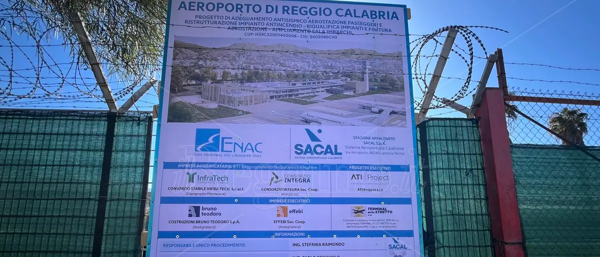 Aeroporto Reggio, cantiere nuova aerostazione in stallo: cosa succede?