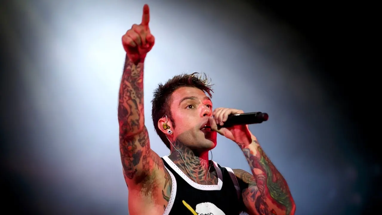 Fedez, \"Real Talk\" e il caso Bellocco: tra musica, cronaca e polemiche