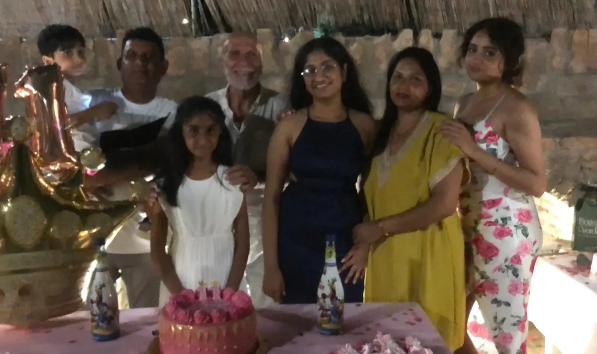 Reggio, la famiglia Singh festeggia il compleanno di Erika al Giardino di Eracle