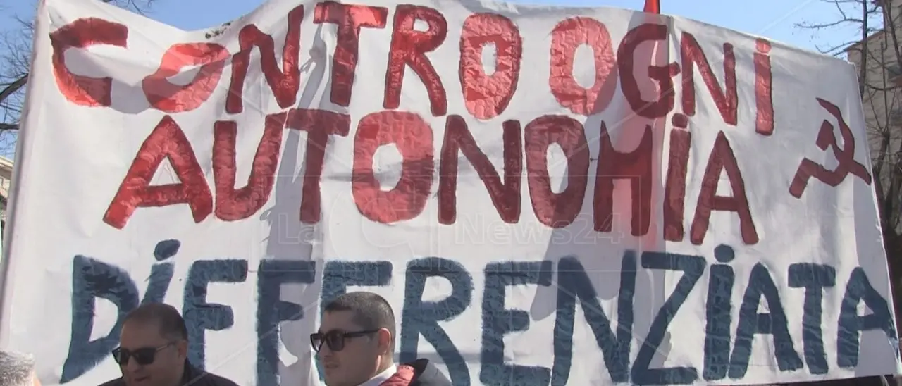 Autonomia differenziata, successo per raccolta firme nel reggino. Domenica banchetti a Gioiosa