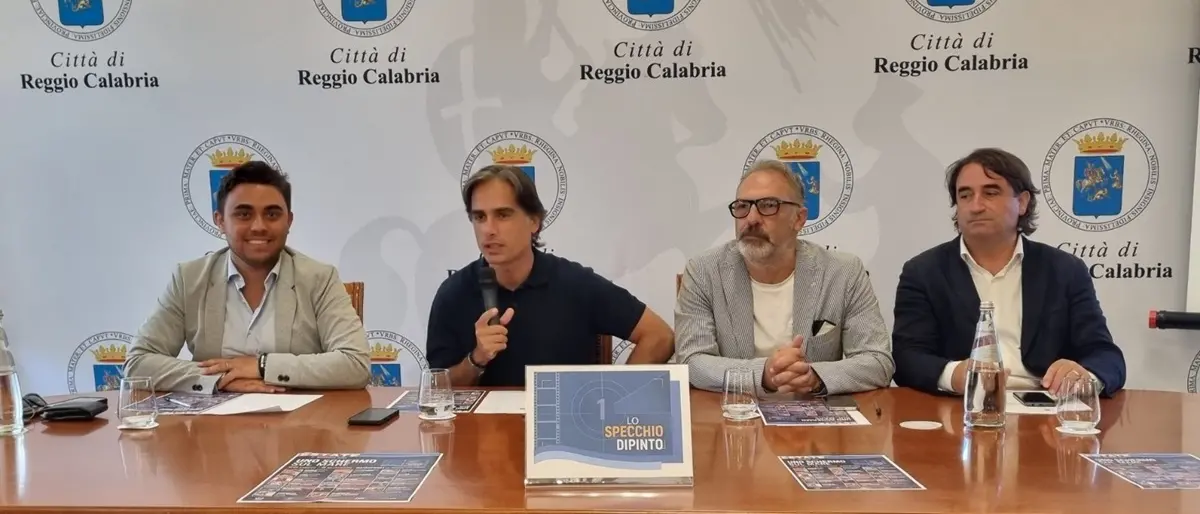 Reggio, presentato il festival del cinema all'aperto “Lo specchio dipinto\"