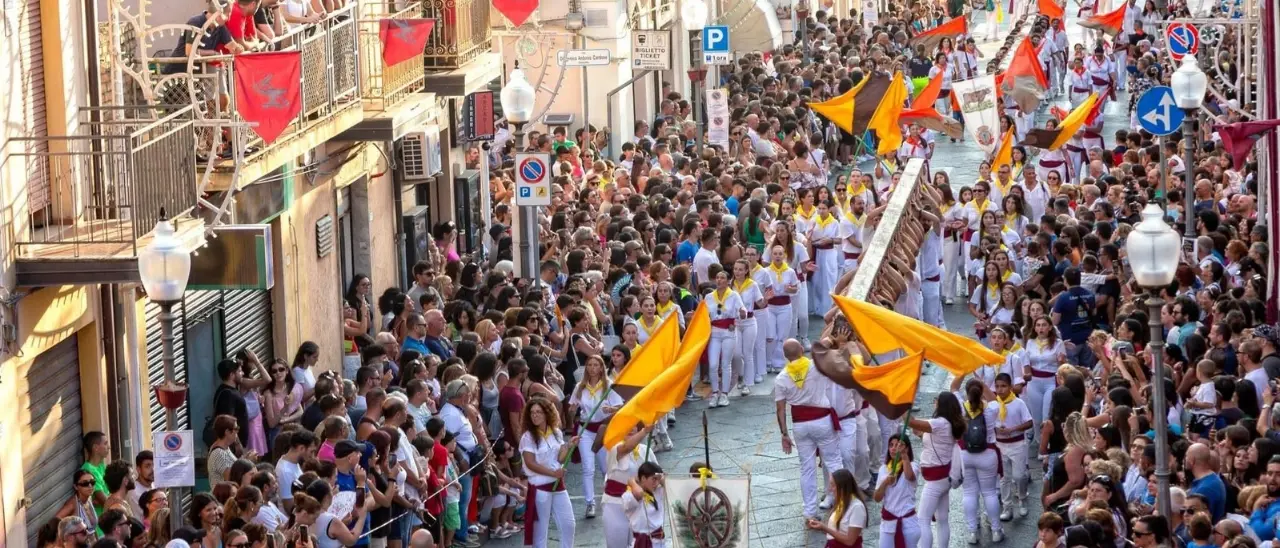 Gli ultimi giri di orologio prima della \"scasata\" della Varia di Palmi. «Ogni volta è sempre un'emozione nuova»