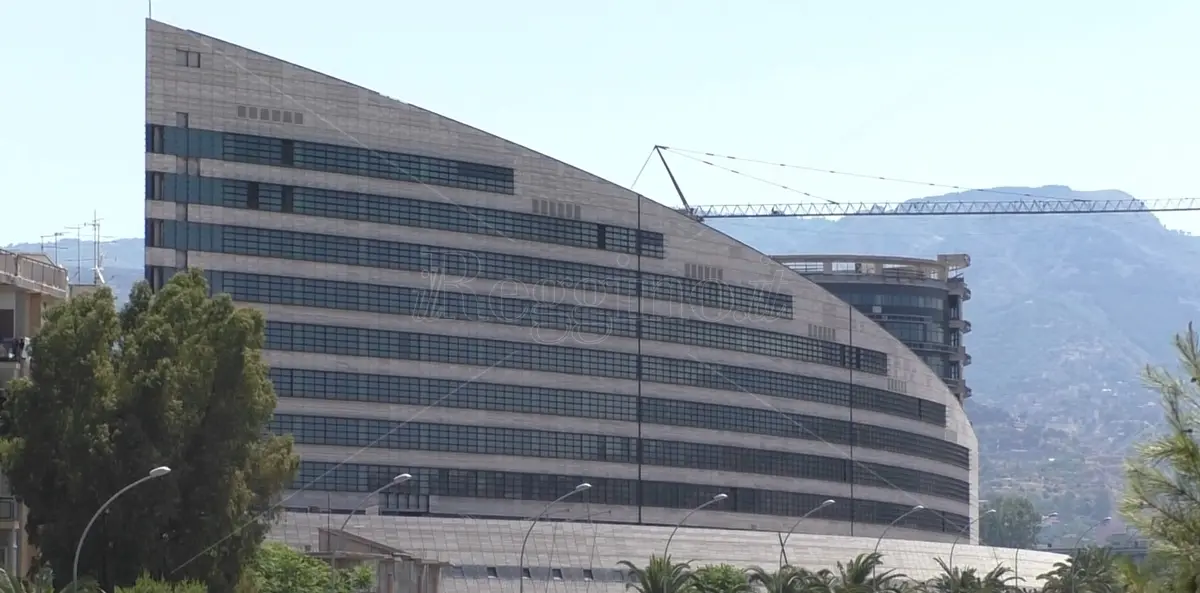 Reggio, l'attesa per il Palazzo di Giustizia è finita: oggi la consegna dei lavori - VIDEO