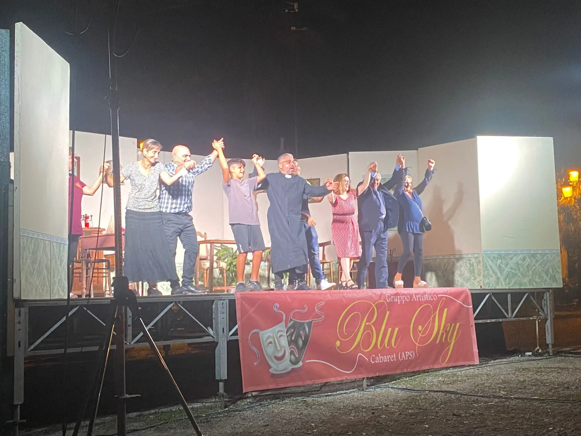 Festival del Teatro in Vernacolo, Blu Sky Cabaret in scena con \"Ora facimu festa\"