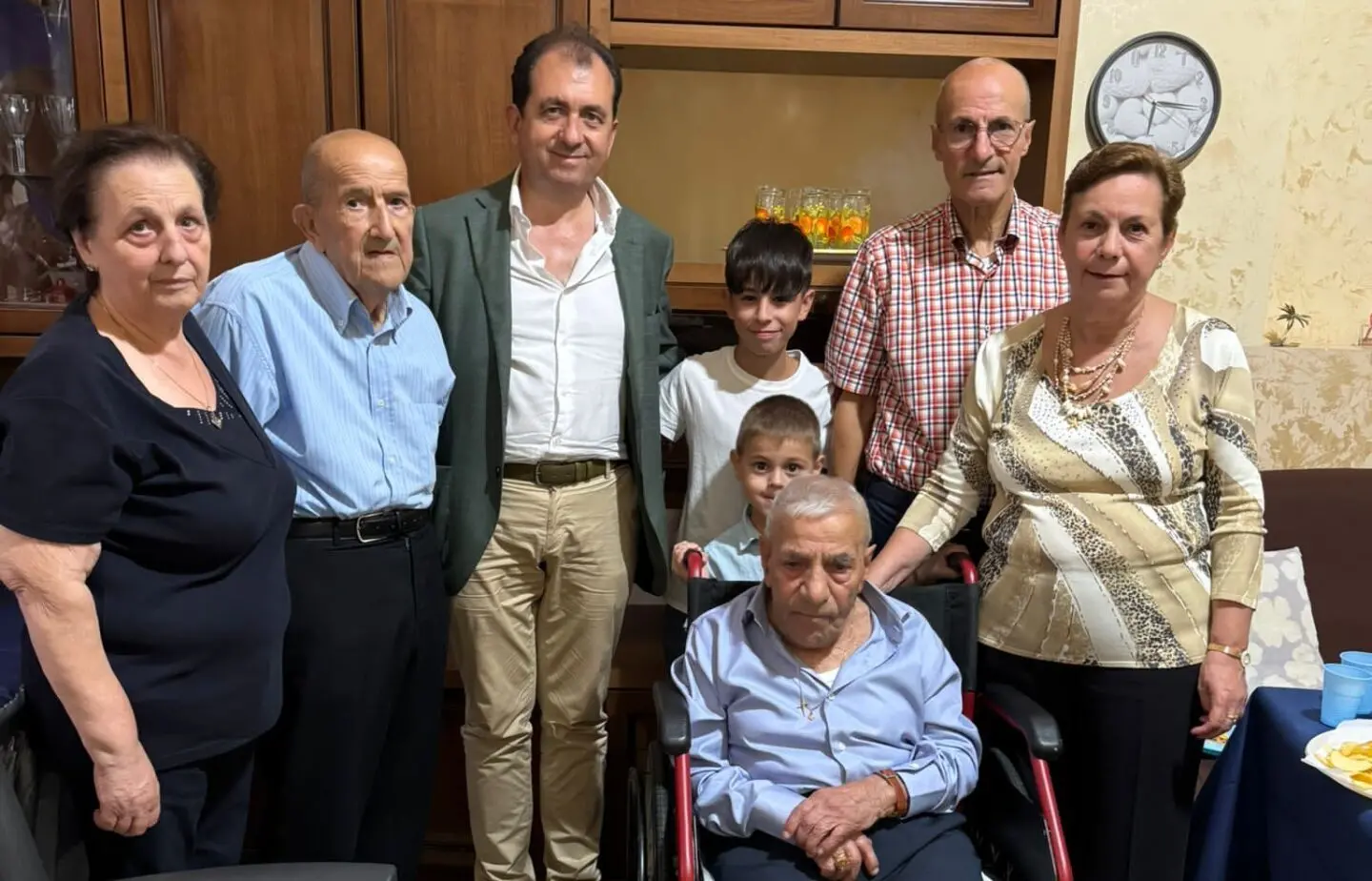 Il signor Giovanni Alessandro ha spento 100 candeline