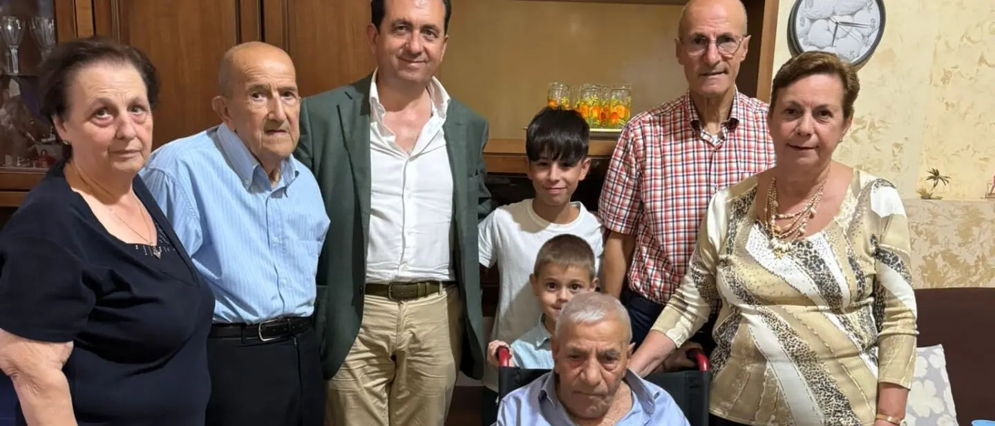 Il signor Giovanni Alessandro ha spento 100 candeline