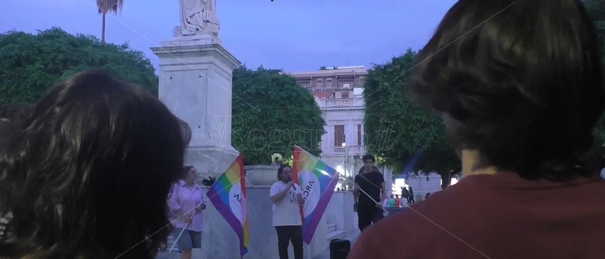 \"Scuola libera tutt3\", l’Arcigay I due Mari di Reggio: «L’educazione all’affettività forma generazioni consapevoli e serene» - VIDEO