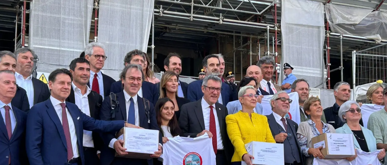 Autonomia Differenziata, consegnate le firme in Cassazione: dalla Calabria ne arrivano oltre 100mila