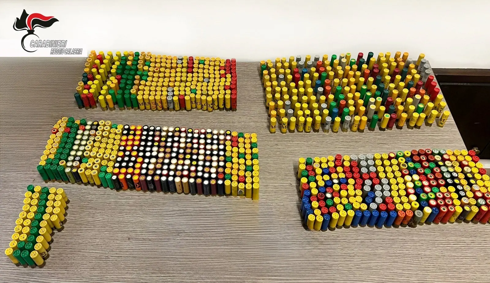 Archi, denunce e sequestri dei Carabinieri in giorno di silenzio venatorio