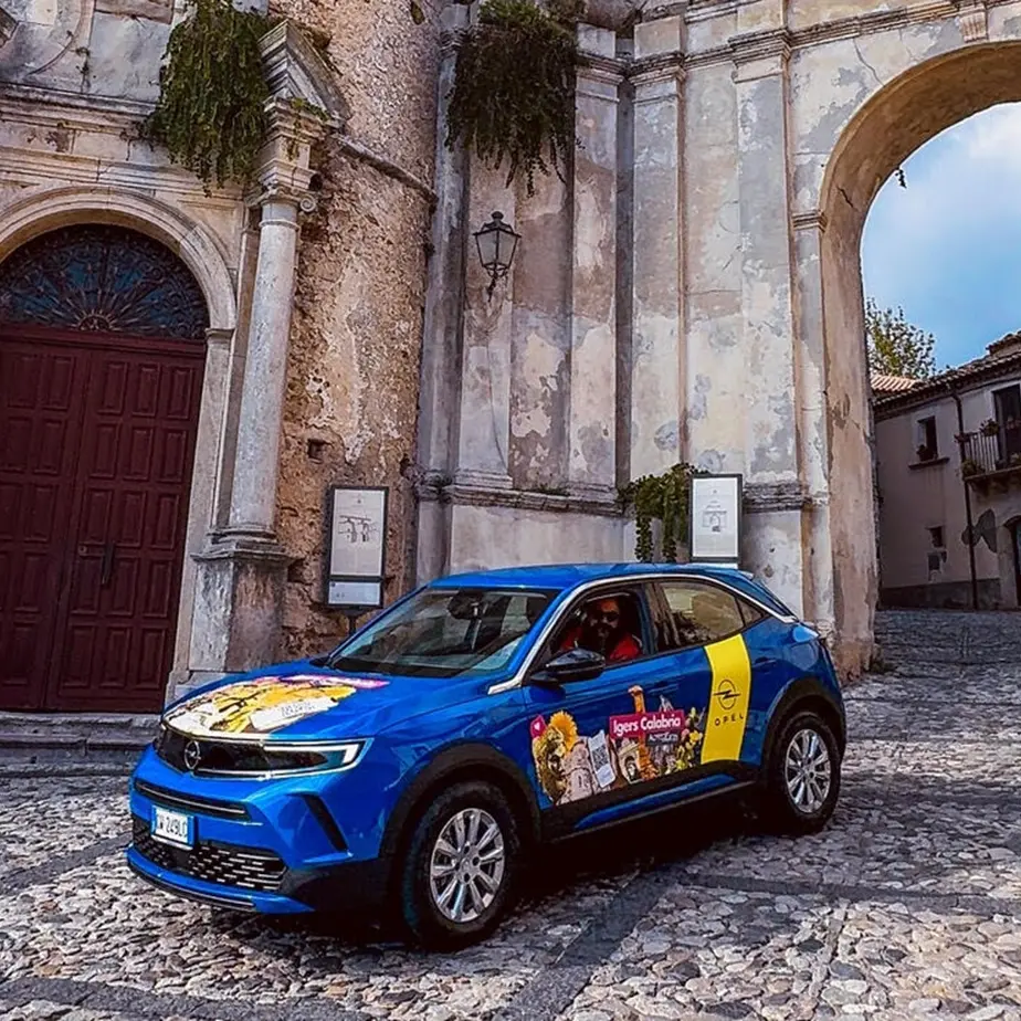 Igers Calabria a Gerace per promuovere il territorio con le auto elettriche