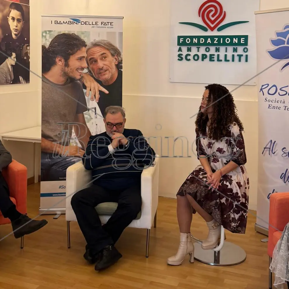 “AUTentico Natale”: tra silenzio e rumore Reggio diventa ambasciatrice dell’Autismo