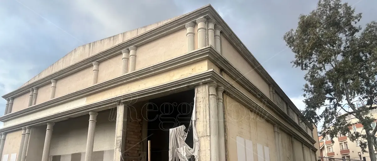 Arena Lido Reggio, importo ridotto a 500 mila euro e nuovo affidamento a Castore