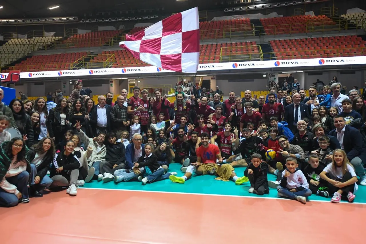 Volley, Domotek tra ambizioni e sfide: Giglio guarda avanti con fiducia al riscatto contro Lecce