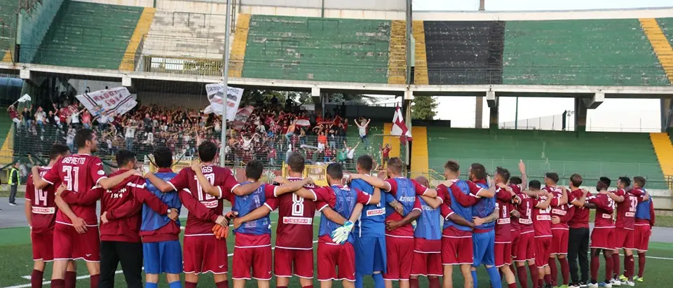Buon compleanno, Reggina! Amore eterno del popolo amaranto