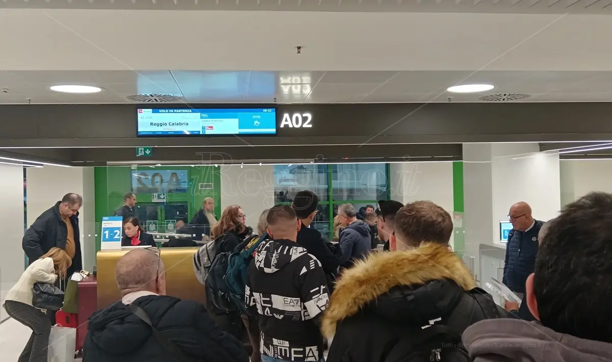 Da Reggio a Linate non si vola più all’alba: ITA sospende il night stop e non conferma la tratta per l’orario estivo