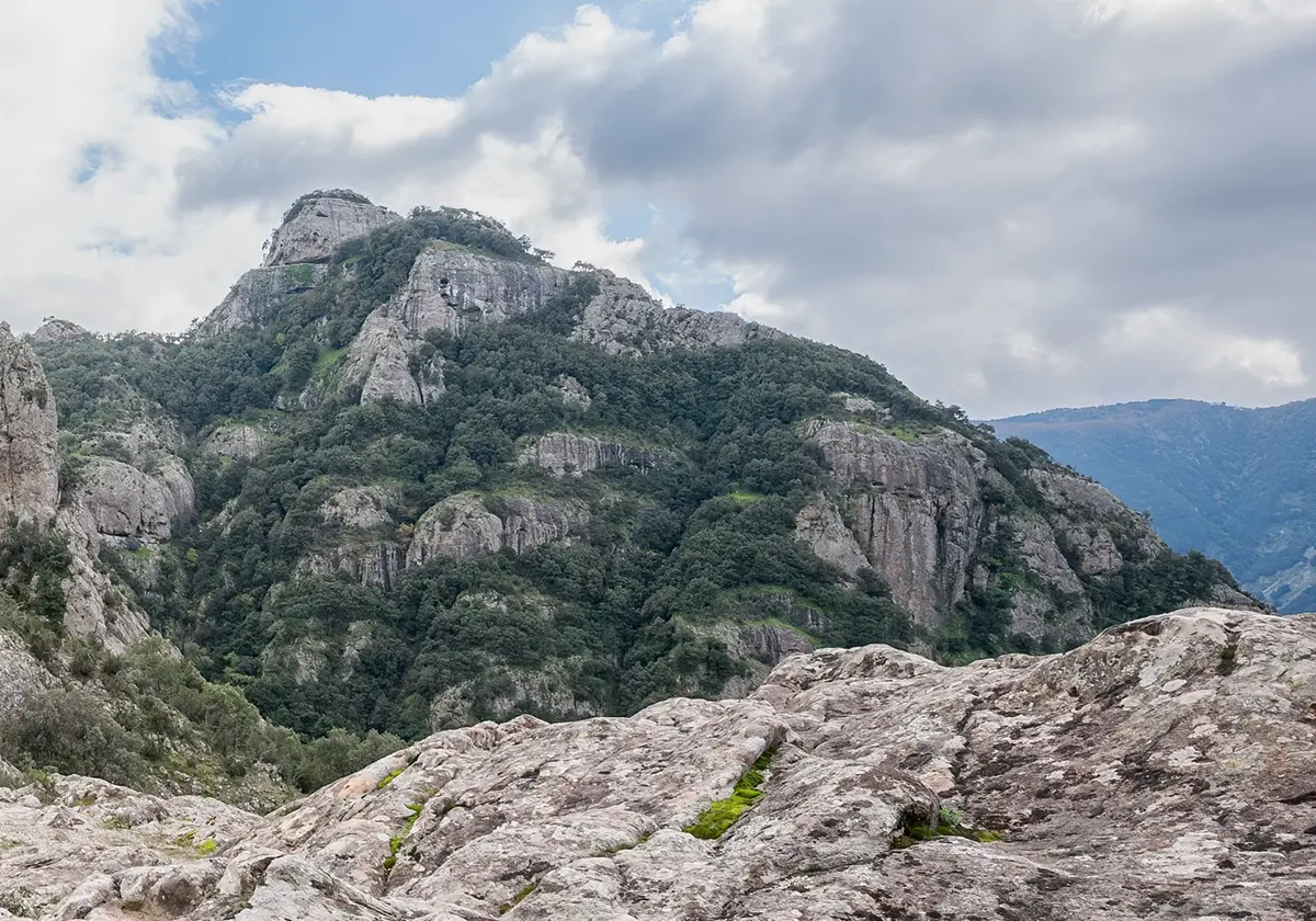 Le Fortificazioni in Aspromonte, domenica l'escursione alla Muraglia di Pietra Castello