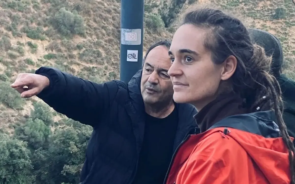 Riace, Carola Rackete ospite di Mimmo Lucano: confronto su accoglienza e sfruttamento dei migranti