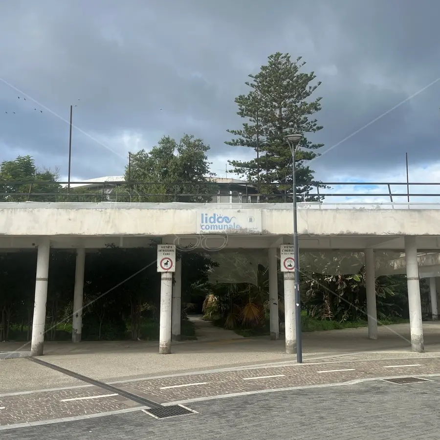 Lido comunale di Reggio, tre milioni di euro per riqualificare un altro cospicuo lotto di cabine
