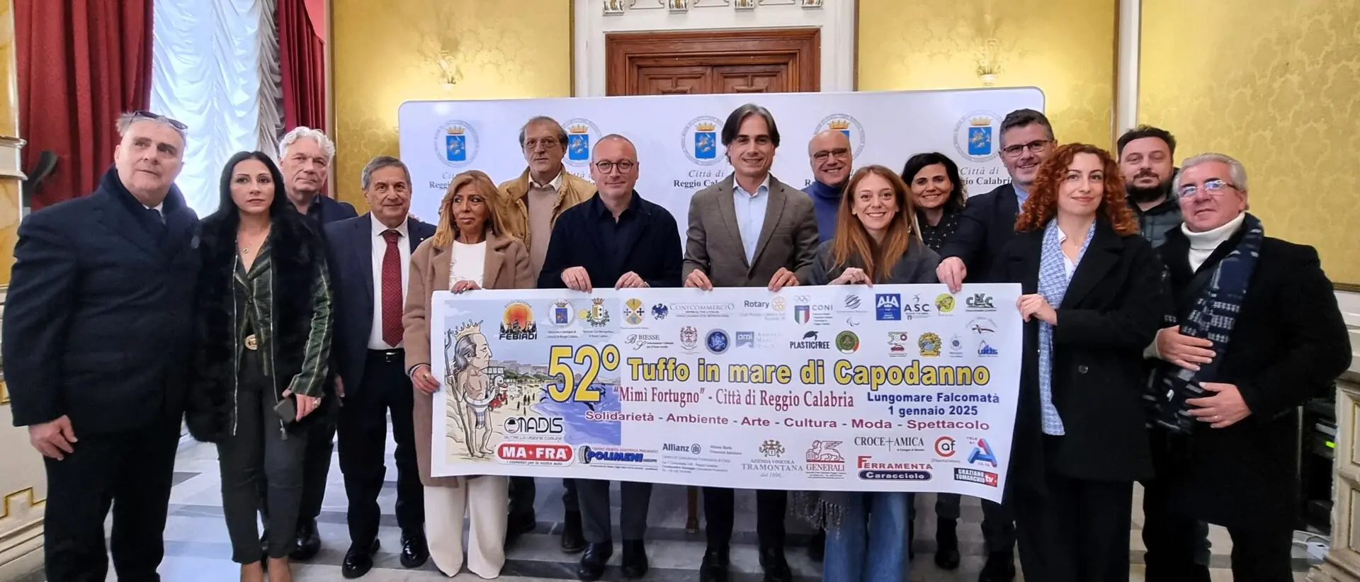 A palazzo San Giorgio presentata la 52esima edizione del tuffo in mare di Capodanno “Mimì Fortugno”