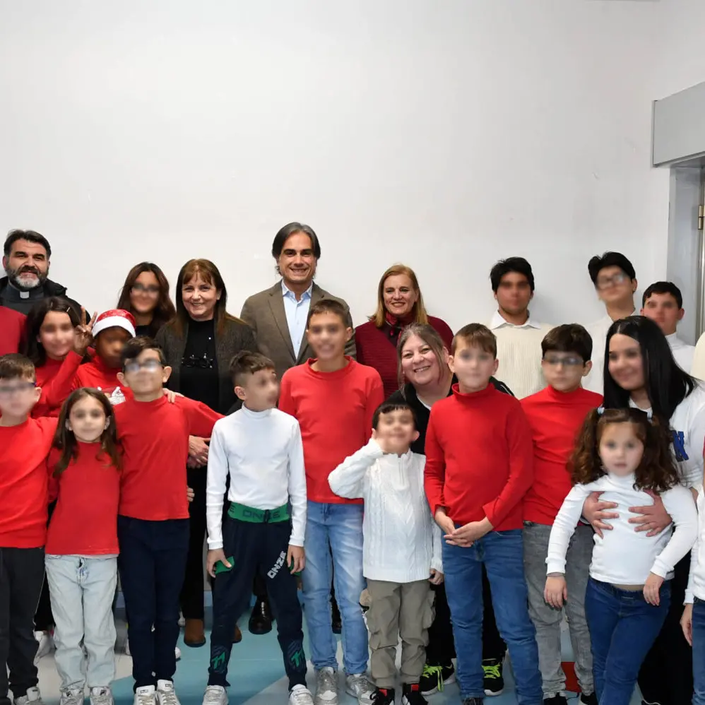 La visita di Falcomatà ai bambini della cooperativa Skinner per il tradizionale scambio di auguri natalizi