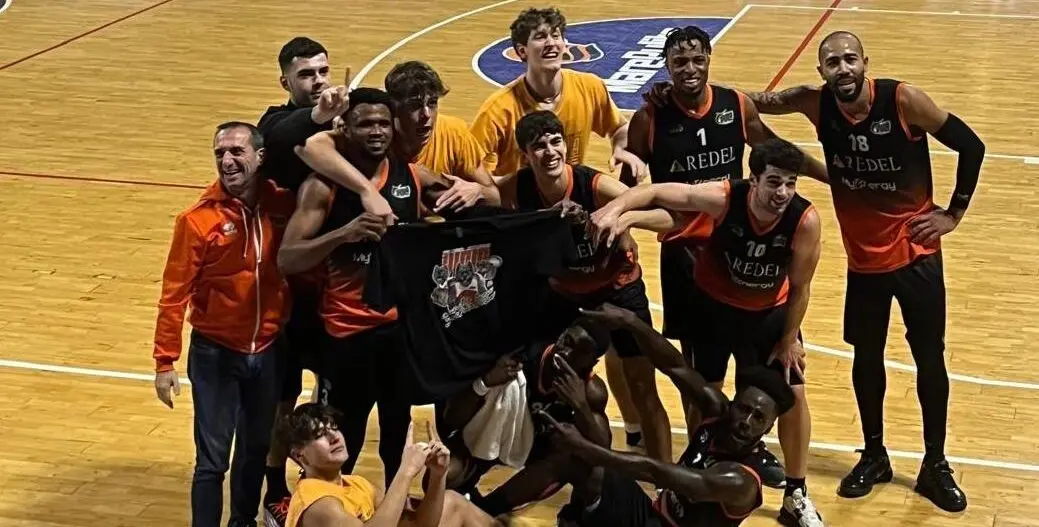 Basket, la Viola rimonta dal meno dieci e vince all'overtime a Milazzo