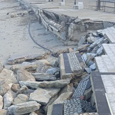 Mareggiata a Scilla, ingenti danni sul lungomare