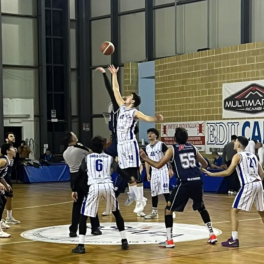 Dierre Basket, a Torrenova la rimonta non basta per vincere