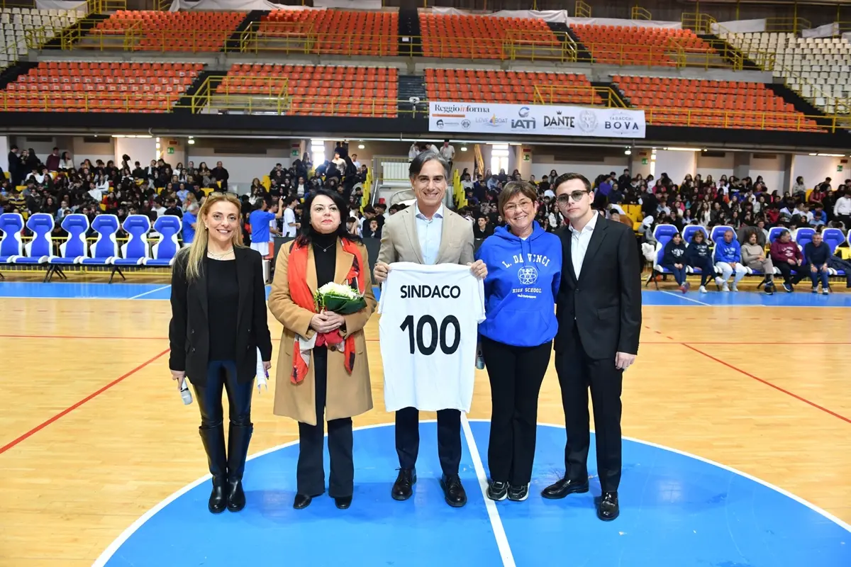 Reggio, il sindaco Falcomatà ospite della giornata dello sport, promossa dal Liceo scientifico ‘Leonardo da Vinci’
