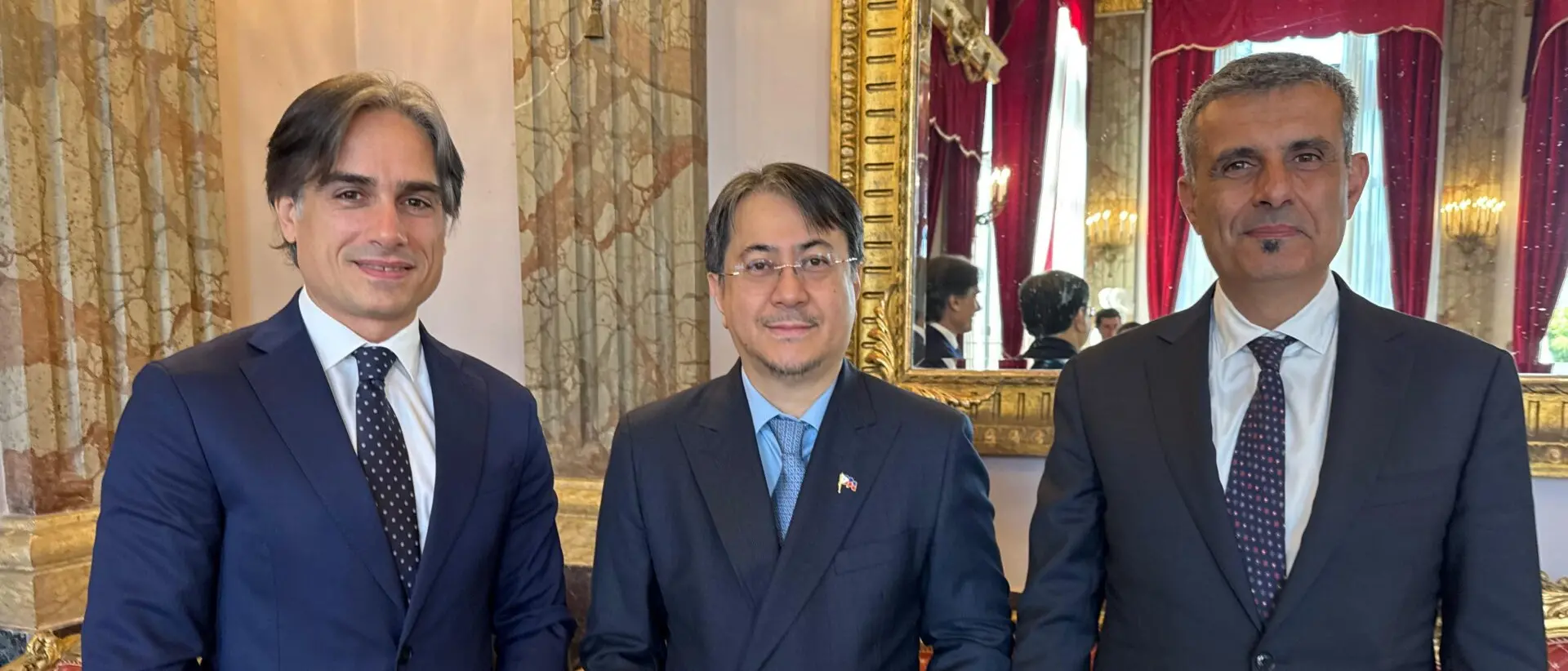 L'ambasciatore della Repubblica delle Filippine ricevuto a Palazzo Alvaro da Falcomatà